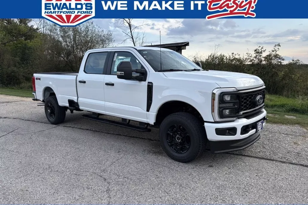 2026 Ford F-250 photo 1
