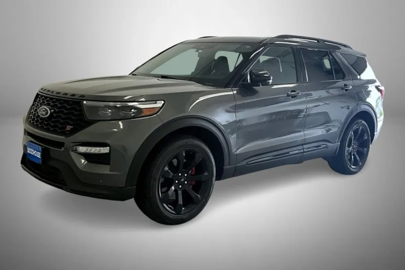 2023 Ford Explorer ST photo 1