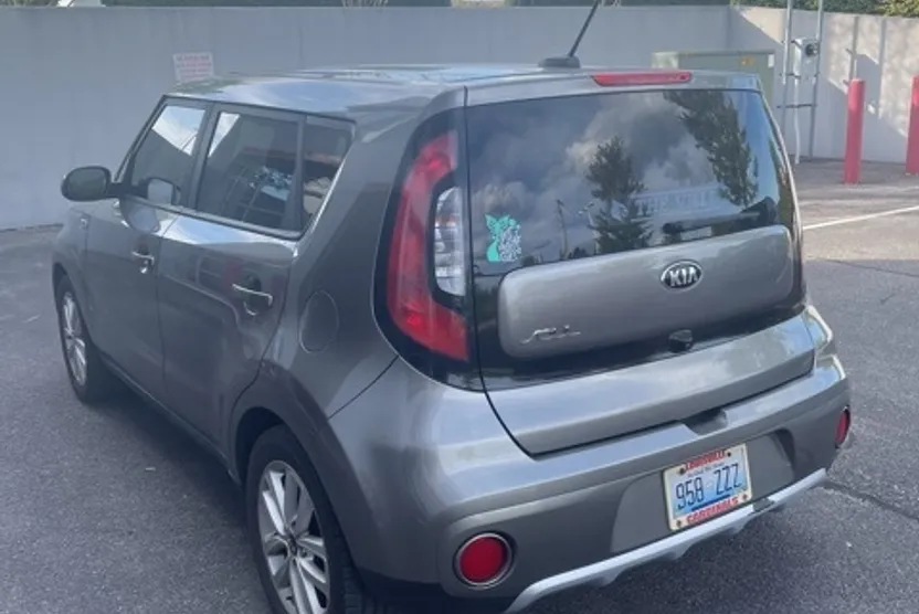 2018 Kia Soul Plus photo 1