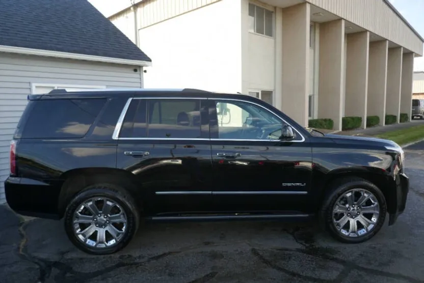 2016 Gmc Yukon Denali photo 1