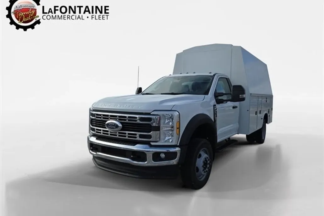 2024 Ford F-550 photo 1