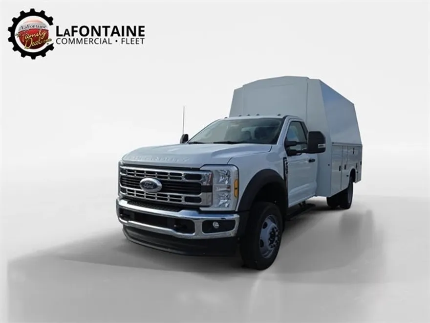 2024 Ford F-550 photo 1