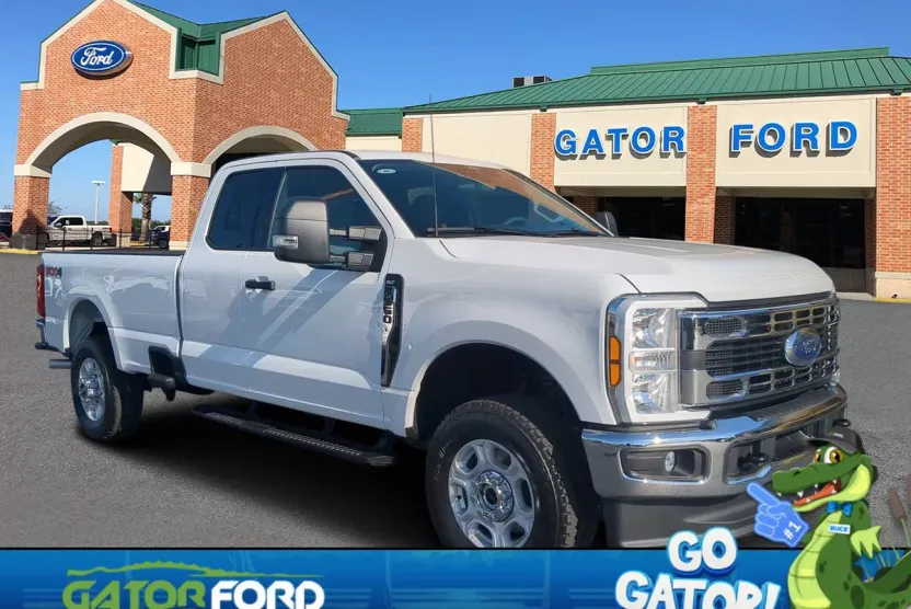 2025 Ford F-350 XLT photo 1