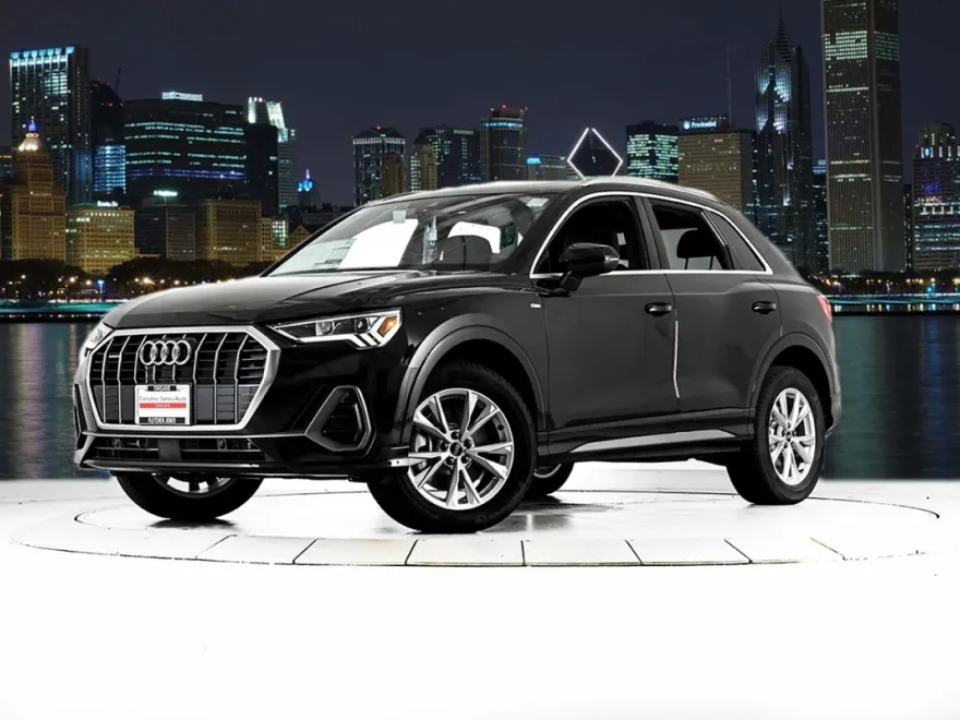 2025 Audi Q3 45 TFSI S line Premium photo 1