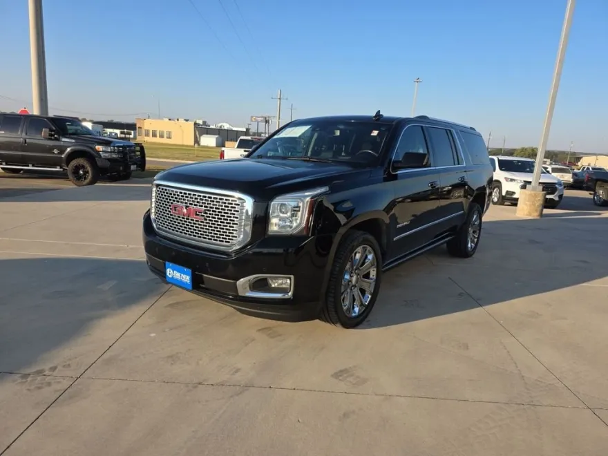 2016 Gmc Yukon XL Denali photo 1