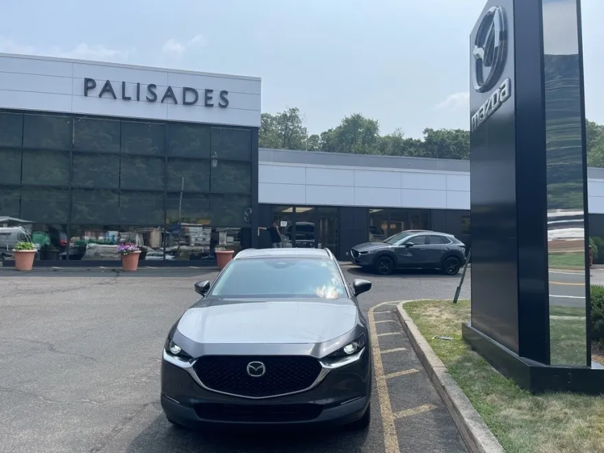 2025 Mazda CX-30 2.5 S Preferred photo 1