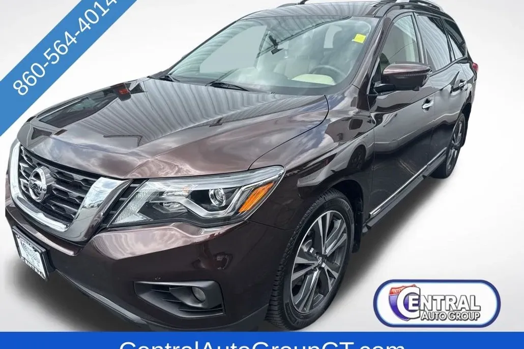 2020 Nissan Pathfinder Platinum photo 1