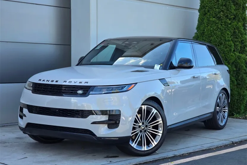 2025 Land Rover Range Rover Sport SE photo 1