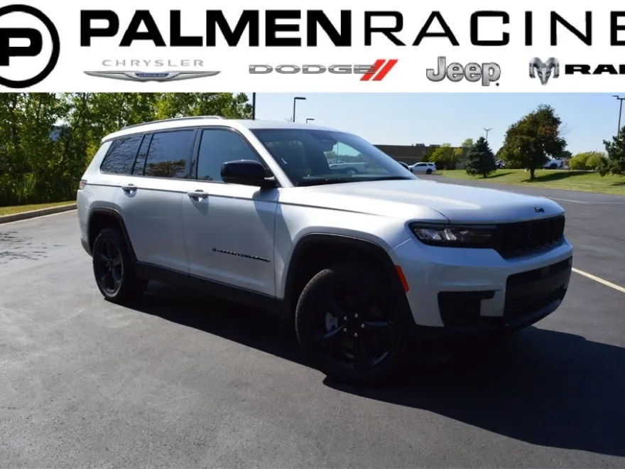 2025 Jeep Grand Cherokee Altitude photo 1