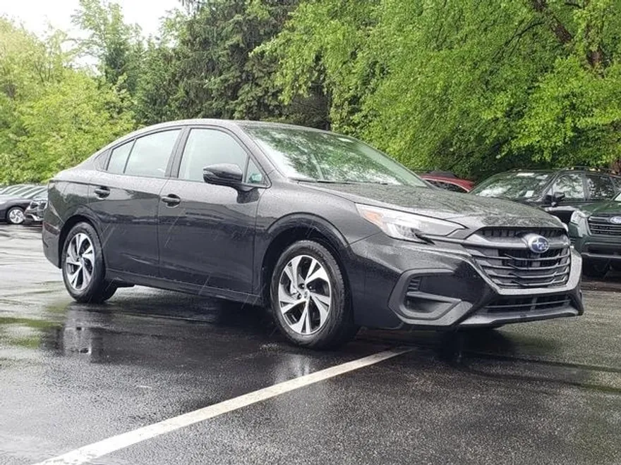 2025 Subaru Legacy Premium photo 1
