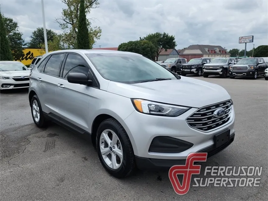 2019 Ford Edge SE photo 1