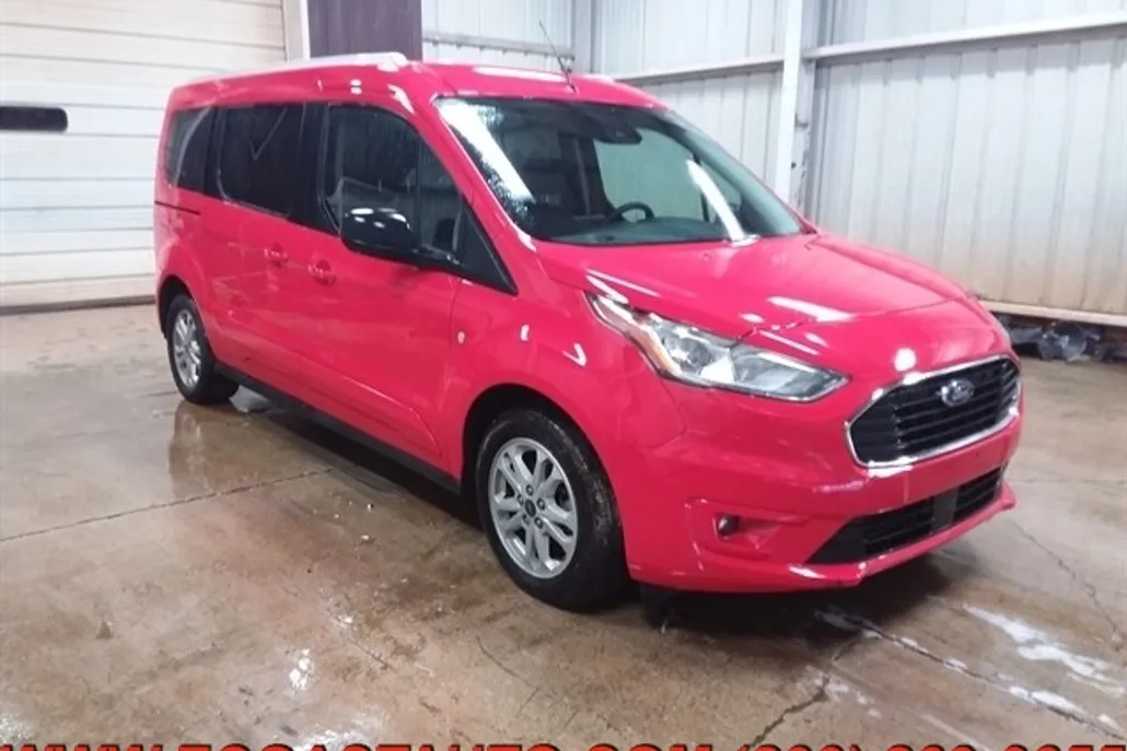 2019 Ford Transit Van XLT photo 1
