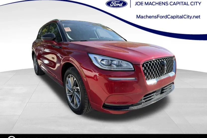 2022 Lincoln Corsair Grand Touring photo 1