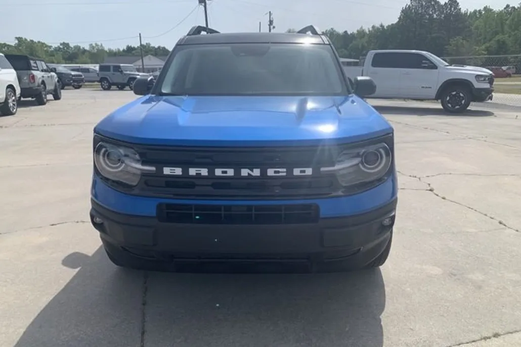 2022 Ford Bronco Sport Outer Banks photo 1