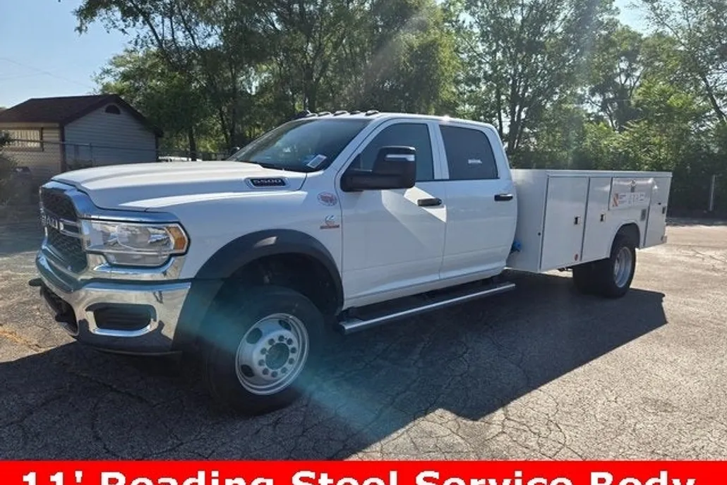 2024 Ram 5500 Tradesman photo 1