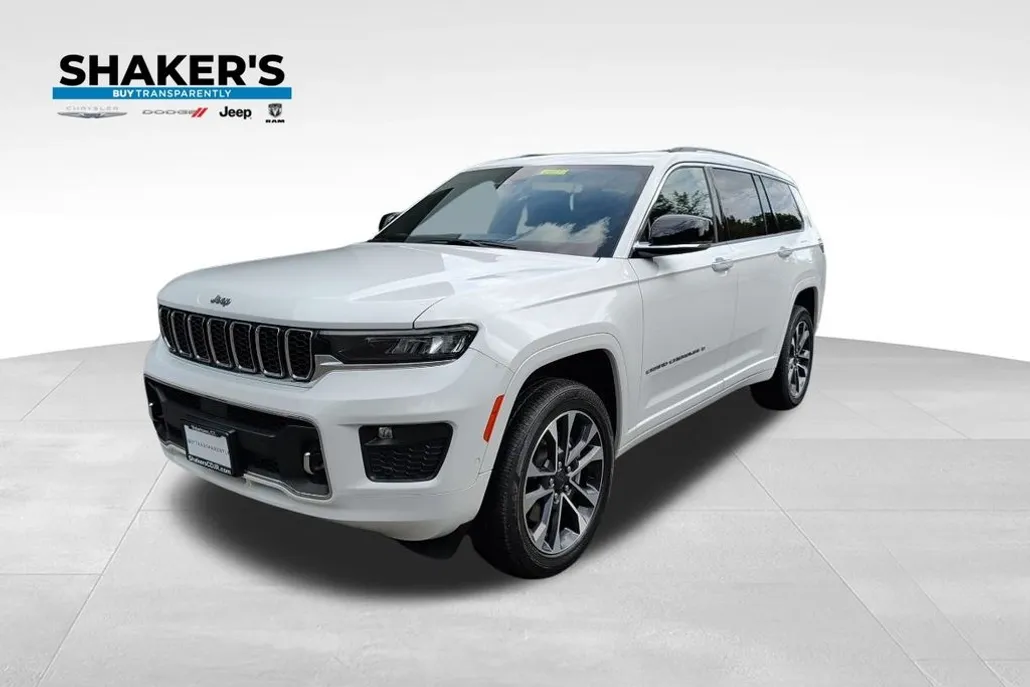 2022 Jeep Grand Cherokee Overland photo 1