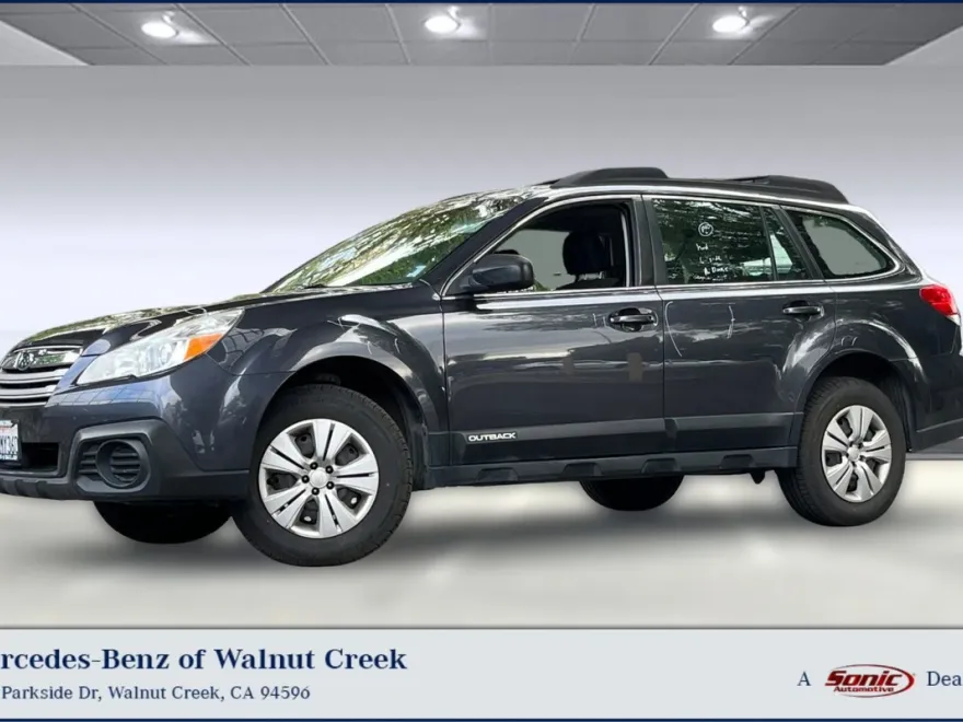 2013 Subaru Outback 2.5i photo 1