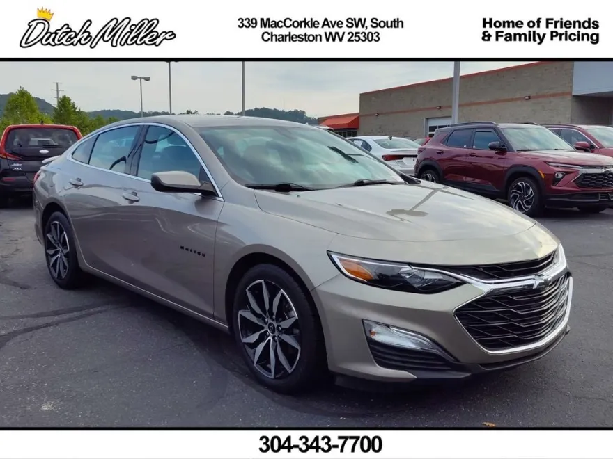 2022 Chevrolet Malibu RS photo 1