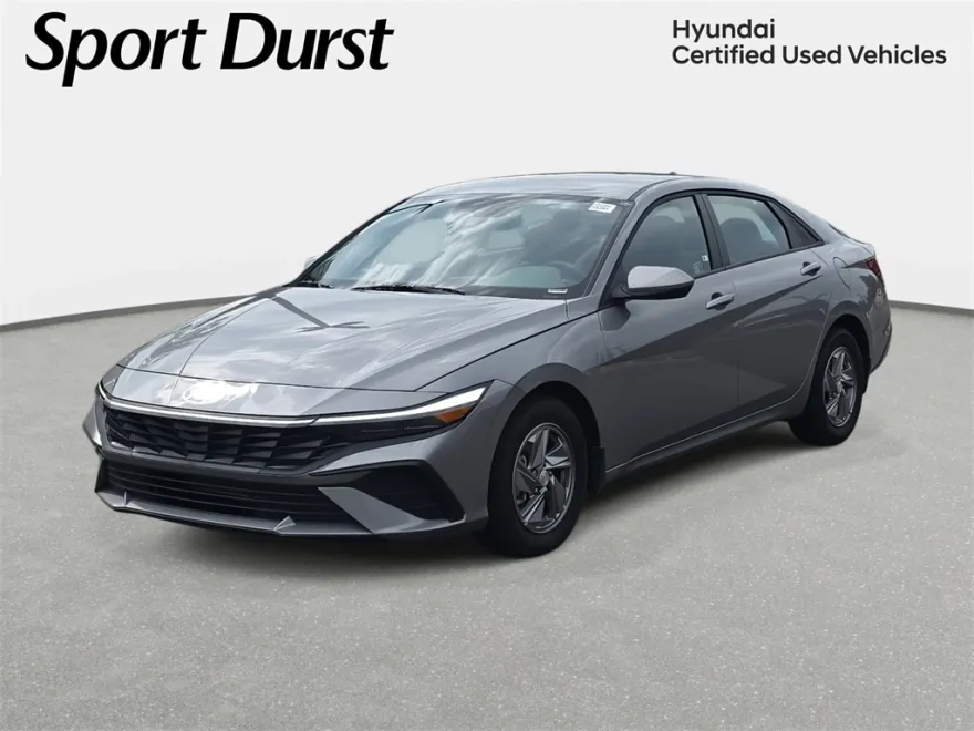 2025 Hyundai Elantra SE photo 1
