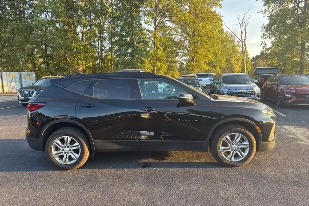 2020 Chevrolet Blazer 2LT photo 1