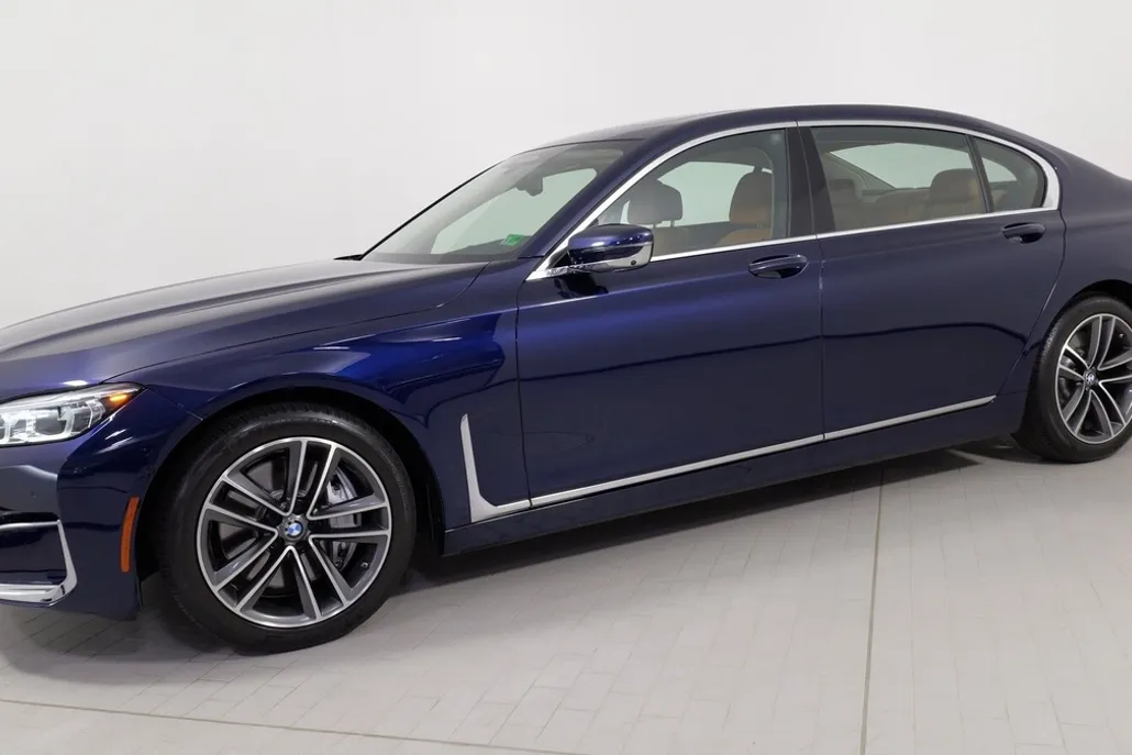 2022 Bmw 750Li photo 1