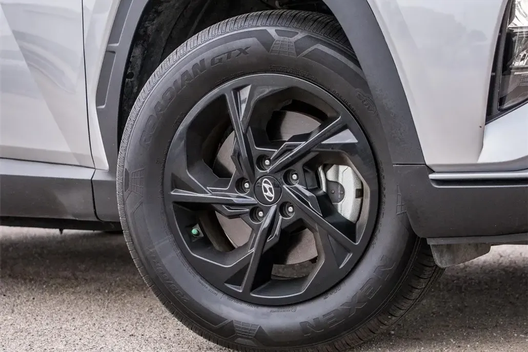 2024 Hyundai Tucson SEL photo 1