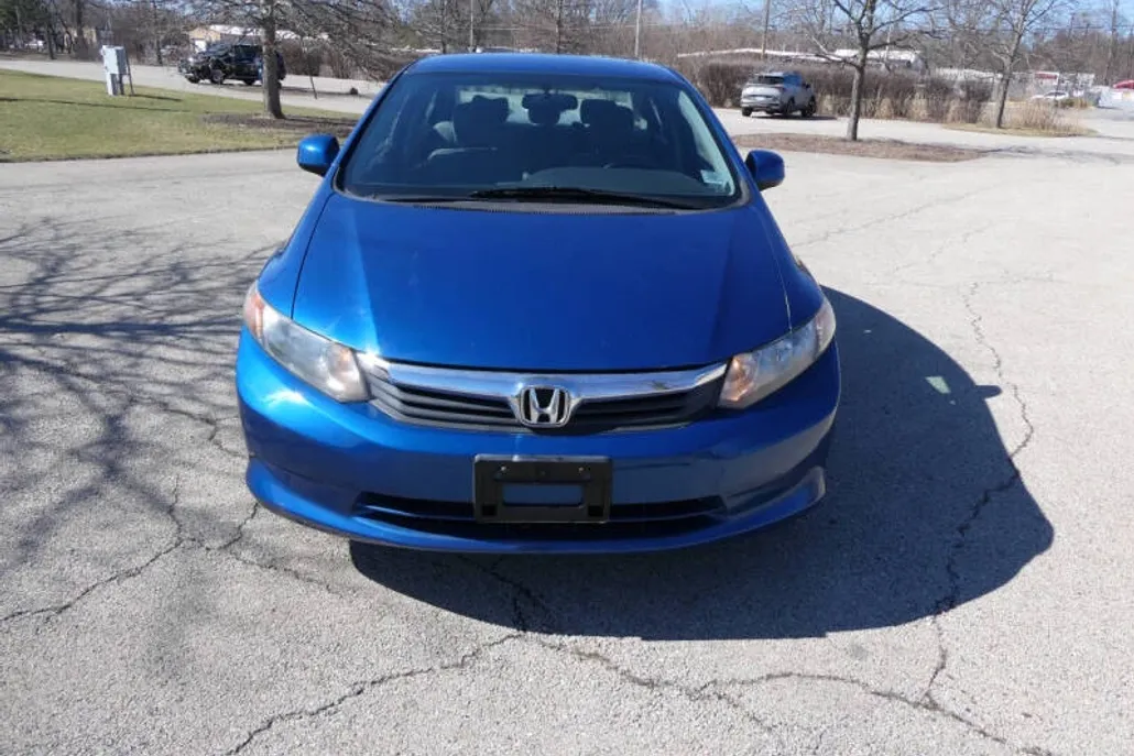 2012 Honda Civic LX photo 1