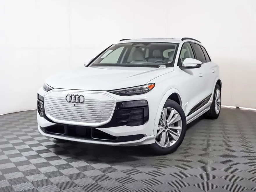 2025 Audi Q6 E-tron Premium Plus photo 1