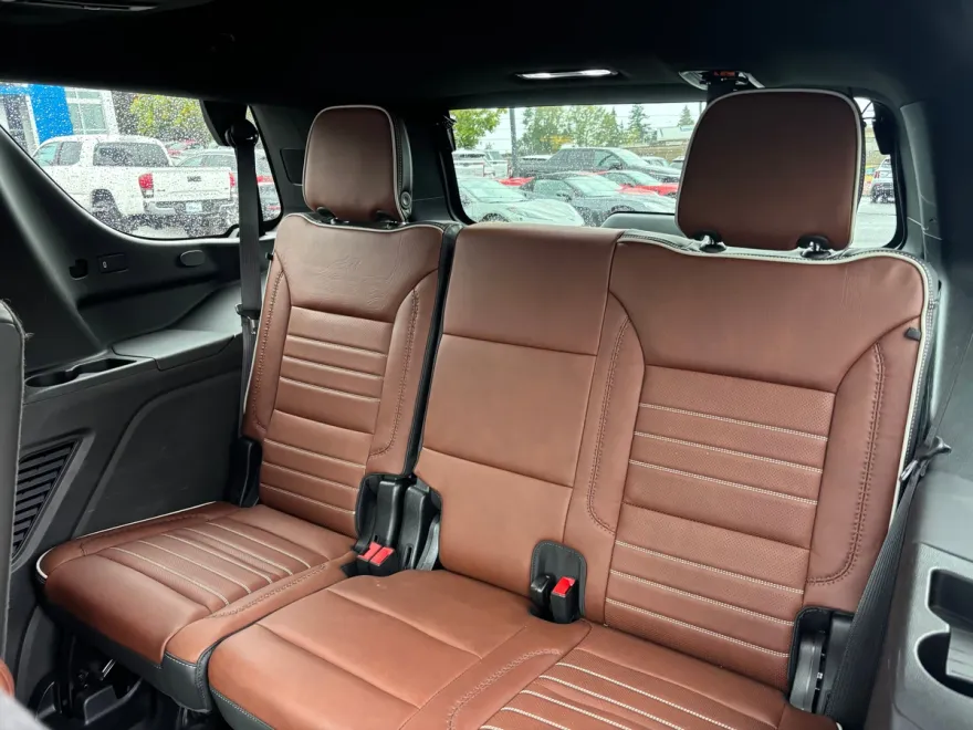 2024 Gmc Yukon Denali Ultimate photo 1