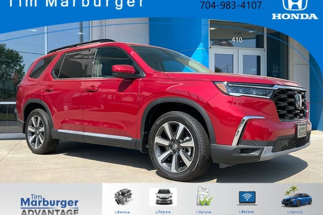2025 Honda Pilot Touring photo 1