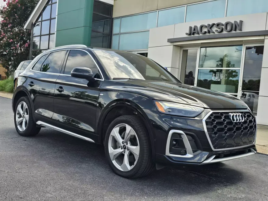 2024 Audi Q5 S line Premium Prestige photo 1