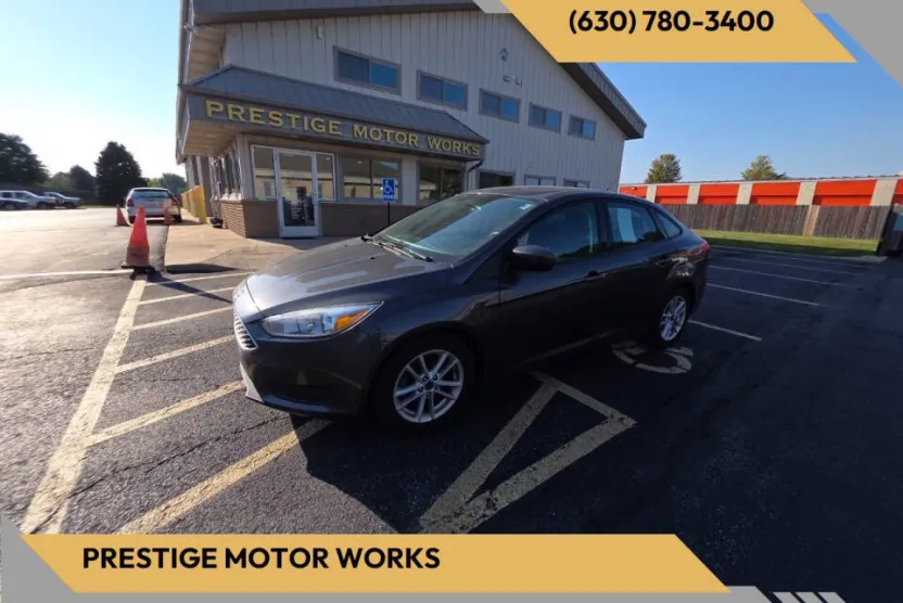 2018 Ford Focus Sedan photo 1