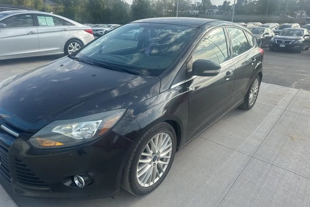 2014 Ford Focus Titanium photo 1