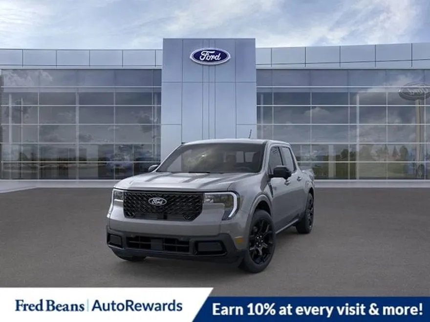 2025 Ford Maverick Lariat photo 1