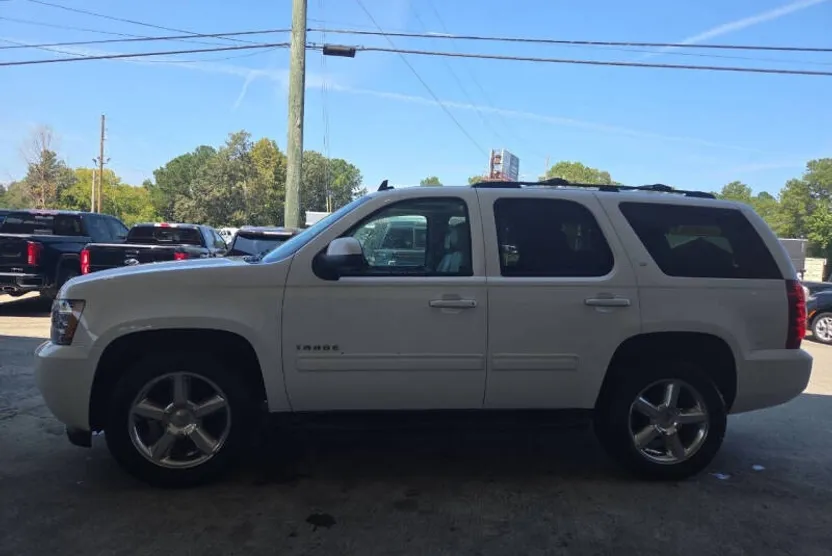 2013 Chevrolet Tahoe LT photo 1