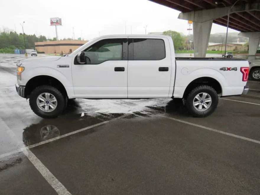 2016 Ford F-150 XLT photo 1