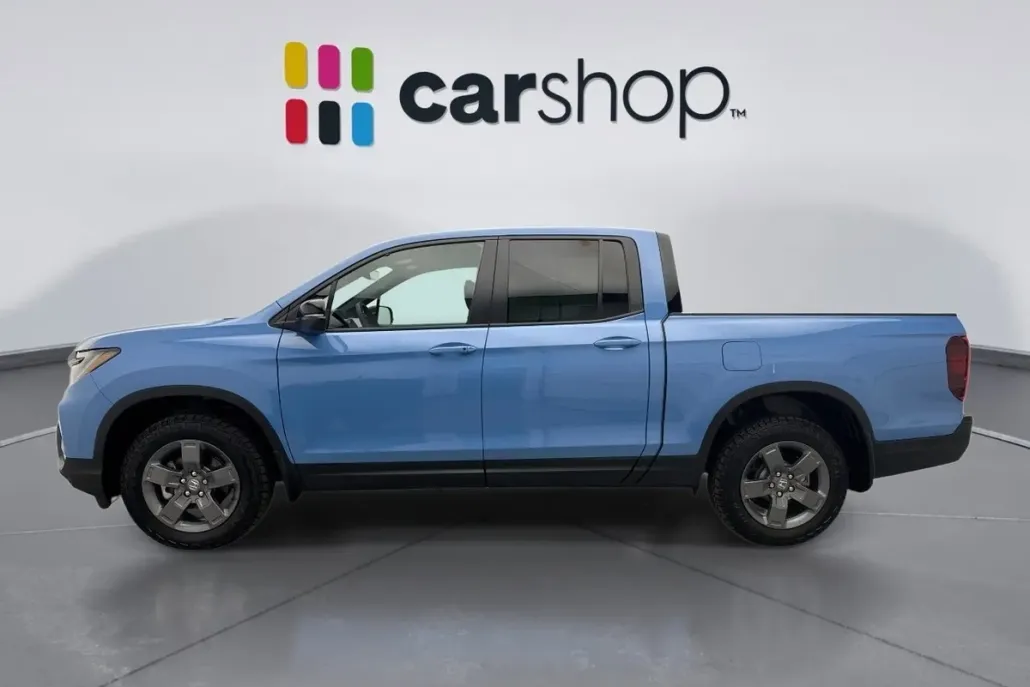 2025 Honda Ridgeline TrailSport photo 1