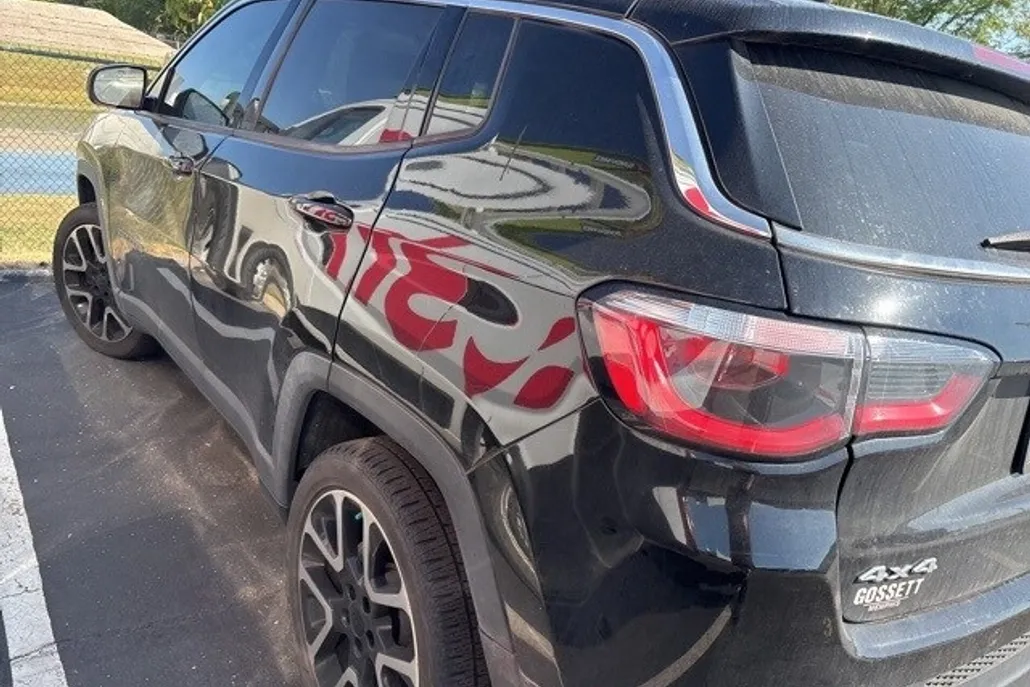 2018 Jeep Compass Limited photo 1