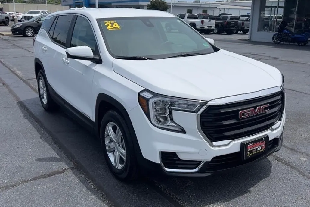 2024 Gmc Terrain SLE photo 1