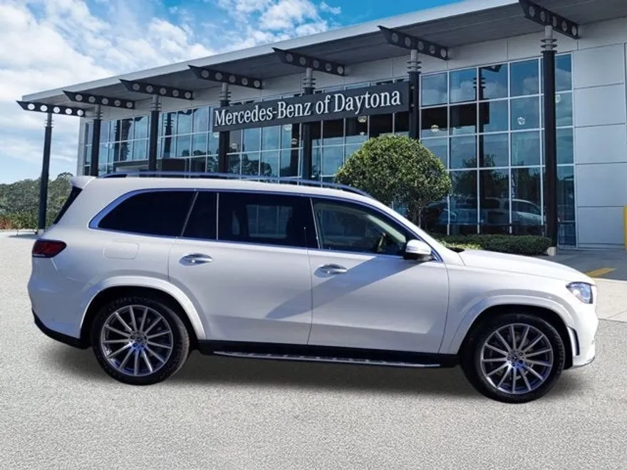 2022 Mercedes Benz GLS 450 4MATIC photo 1