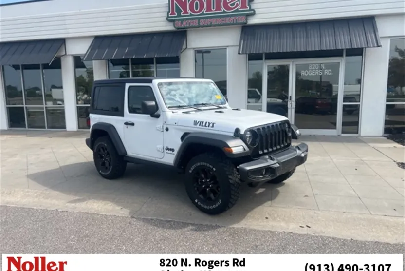 2021 Jeep Wrangler Willys photo 1