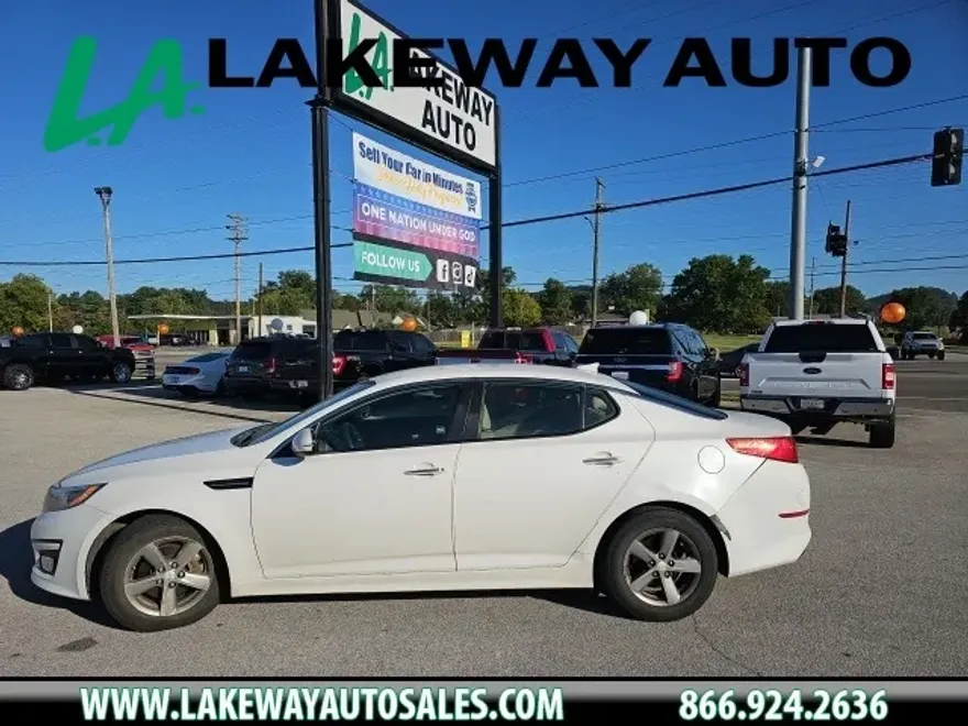 2015 Kia Optima LX photo 1