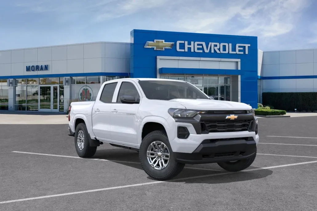 2026 Chevrolet Colorado LT photo 1