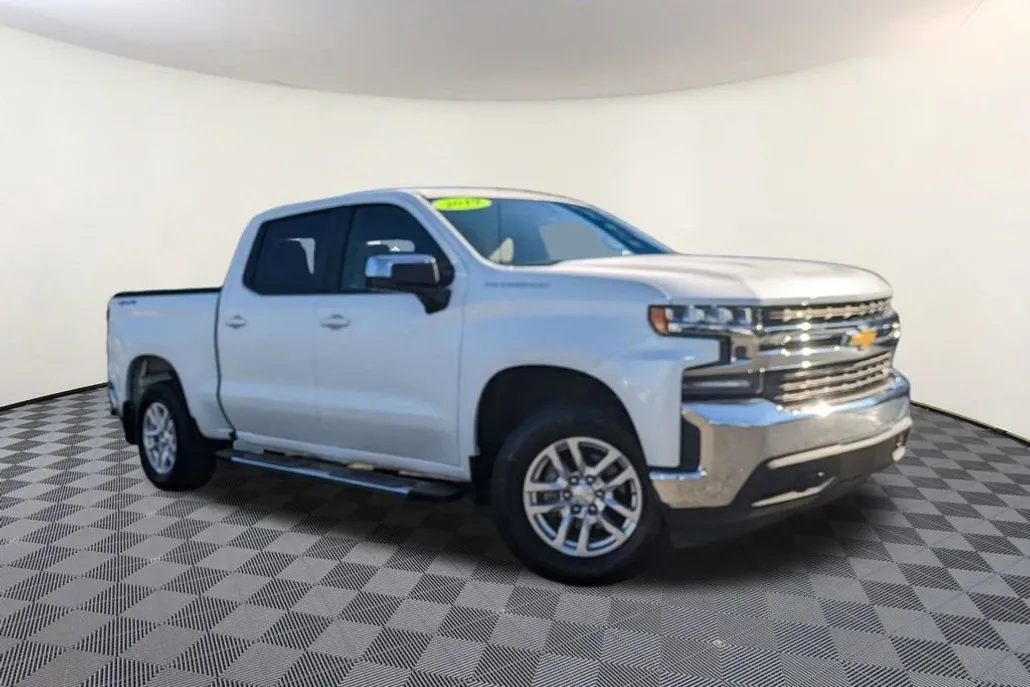 2019 Chevrolet Silverado 1500 LT photo 1