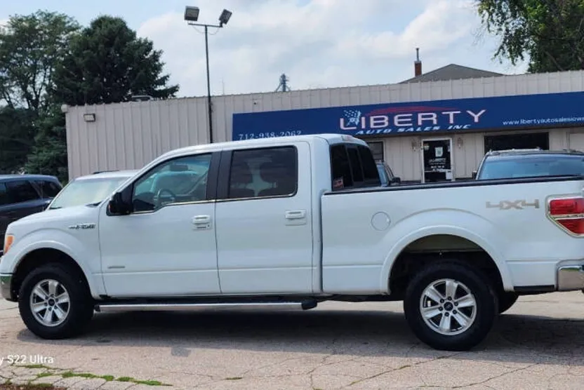 2011 Ford F-150 Lariat photo 1