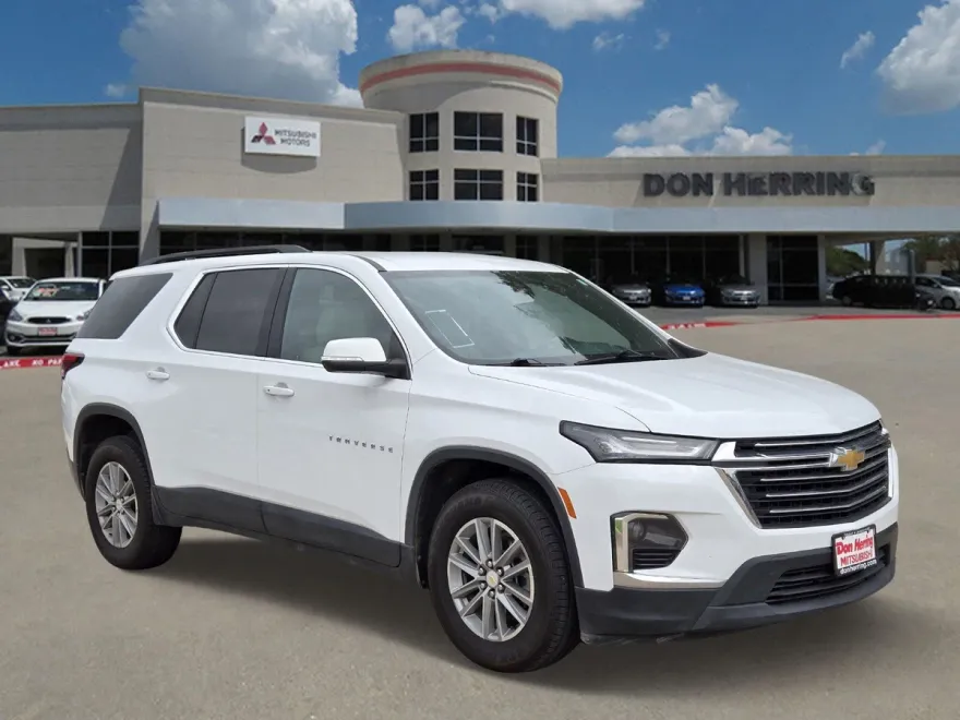 2022 Chevrolet Traverse Cloth photo 1