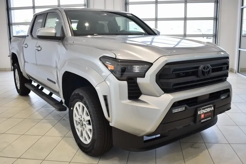 2025 Toyota Tacoma SR5 Double Cab photo 1