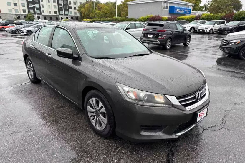 2013 Honda Accord LX photo 1