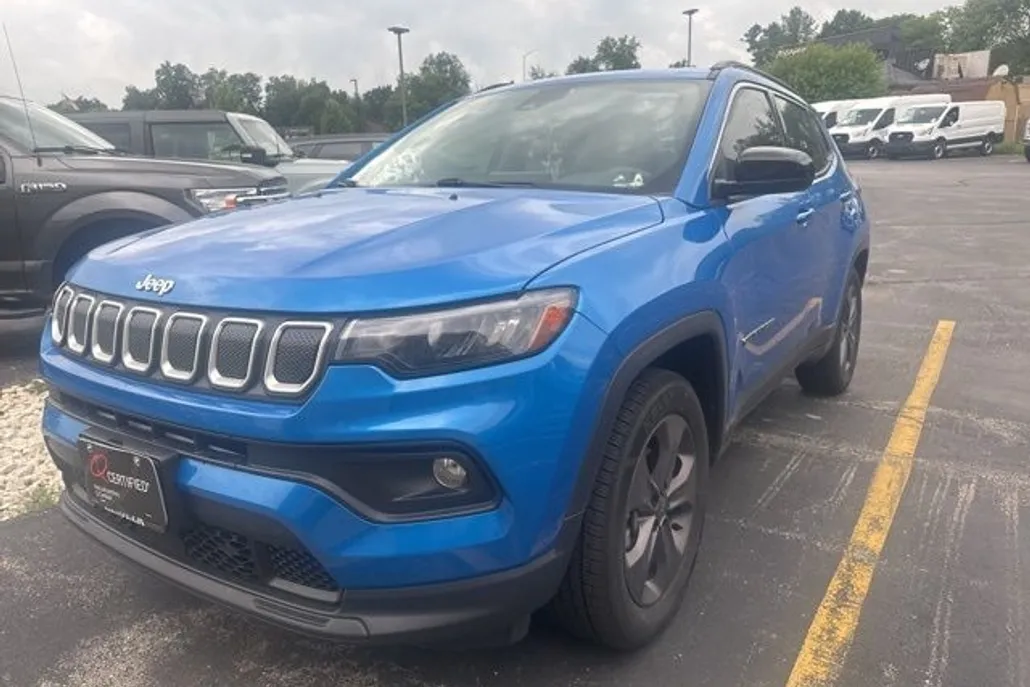 2022 Jeep Compass Latitude Lux Altitude photo 1