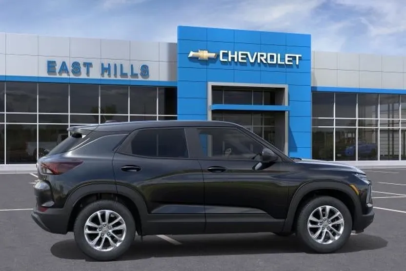 2026 Chevrolet Trailblazer LS photo 1